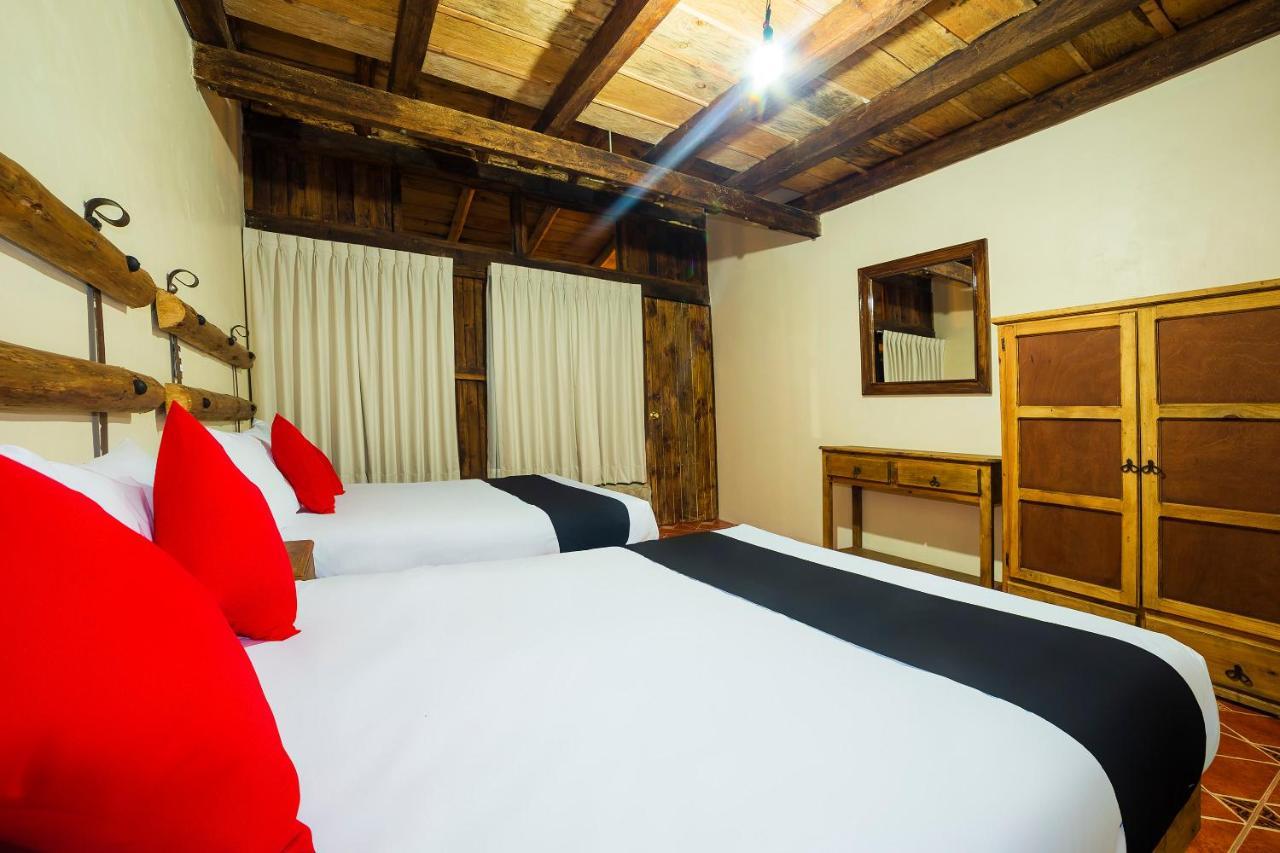 Capital O Cabanas Y Hotel El Rincon ซากัตลัน ภายนอก รูปภาพ