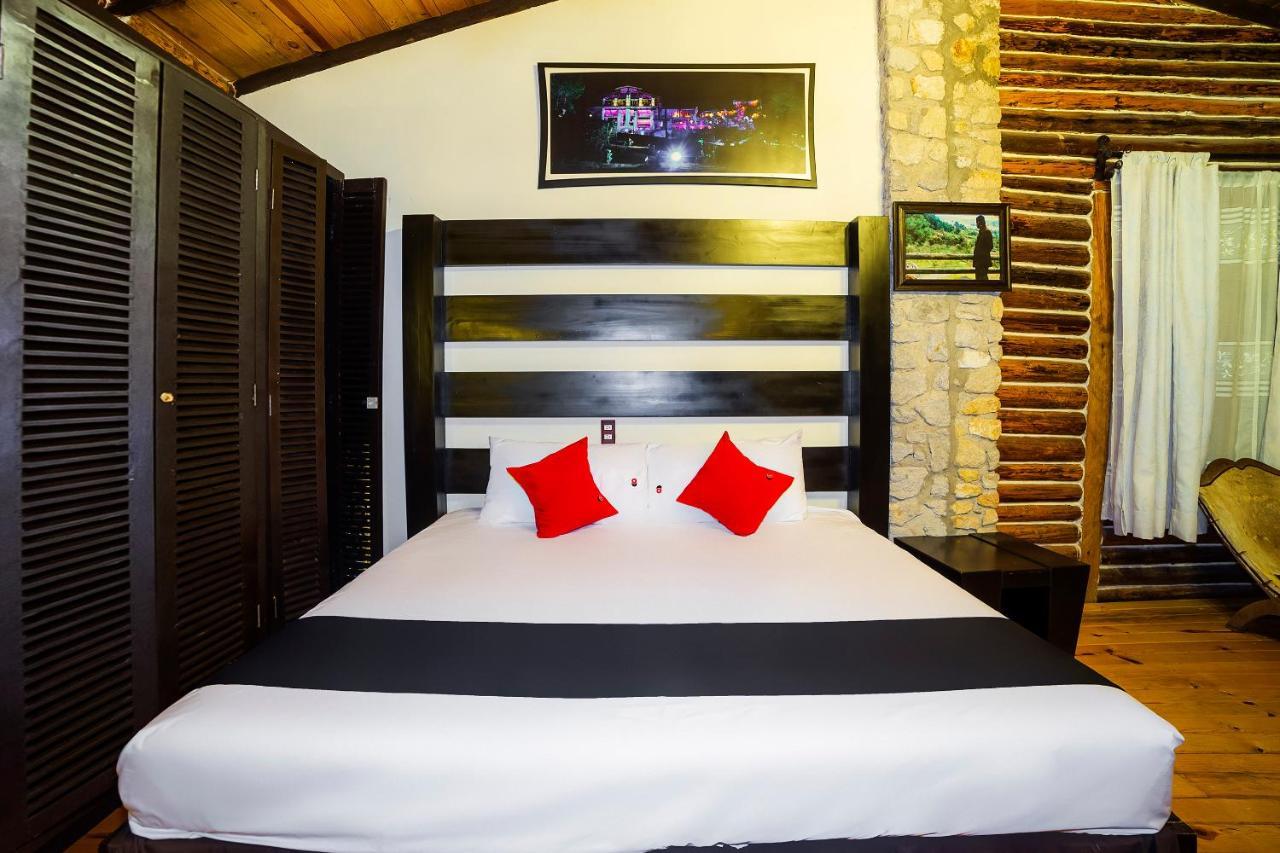 Capital O Cabanas Y Hotel El Rincon ซากัตลัน ภายนอก รูปภาพ