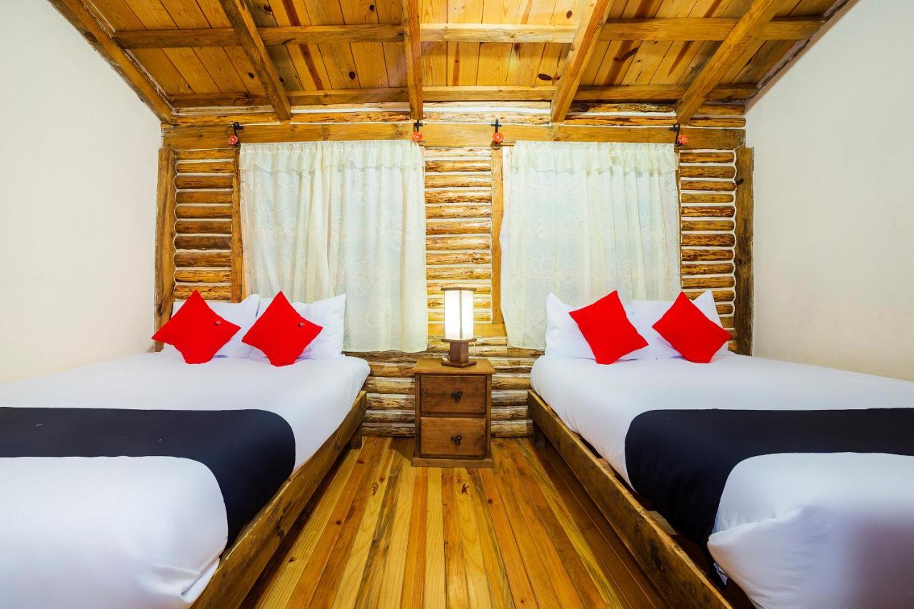 Capital O Cabanas Y Hotel El Rincon ซากัตลัน ภายนอก รูปภาพ