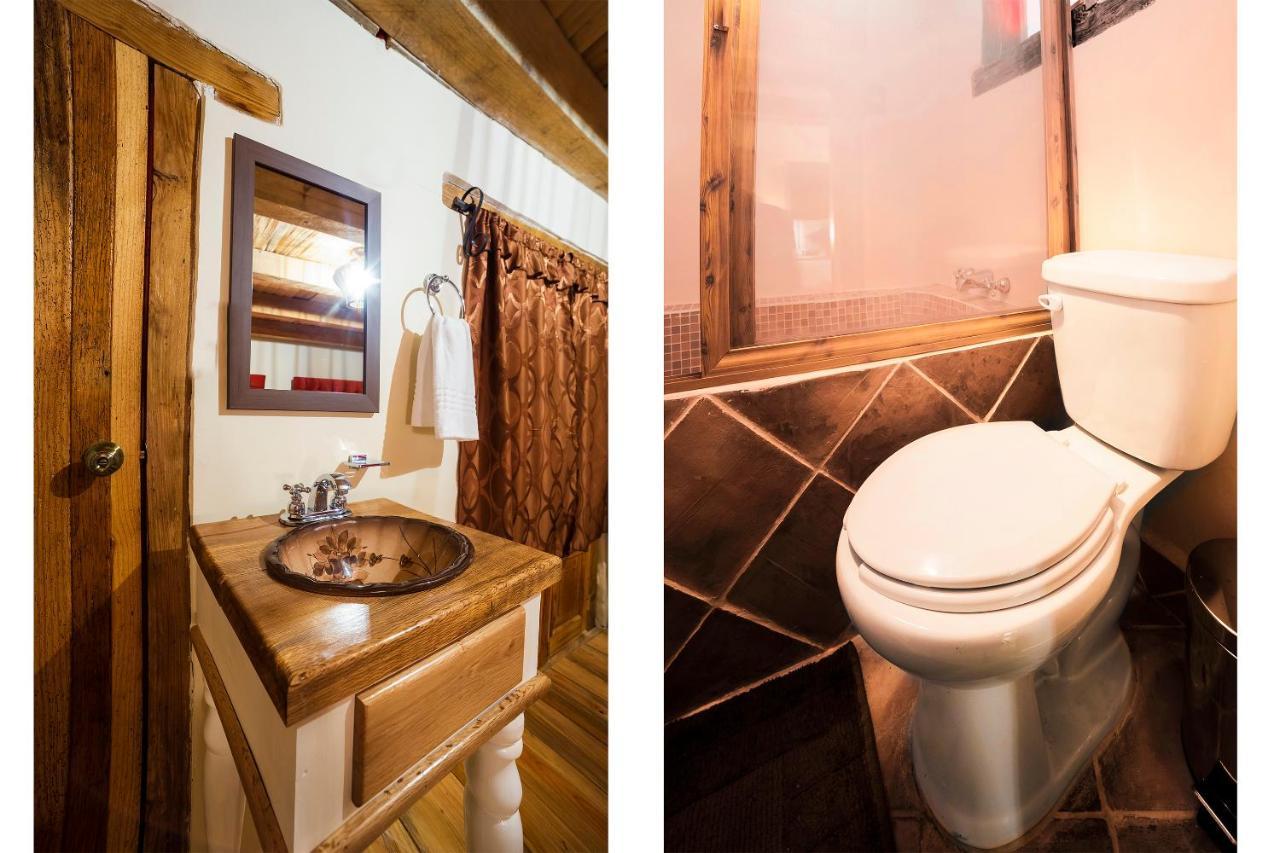 Capital O Cabanas Y Hotel El Rincon ซากัตลัน ภายนอก รูปภาพ
